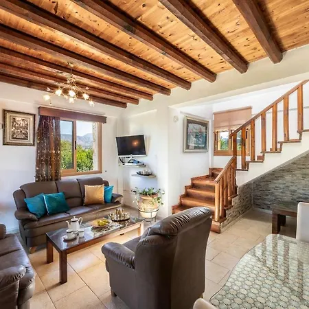 Villa Antonis *